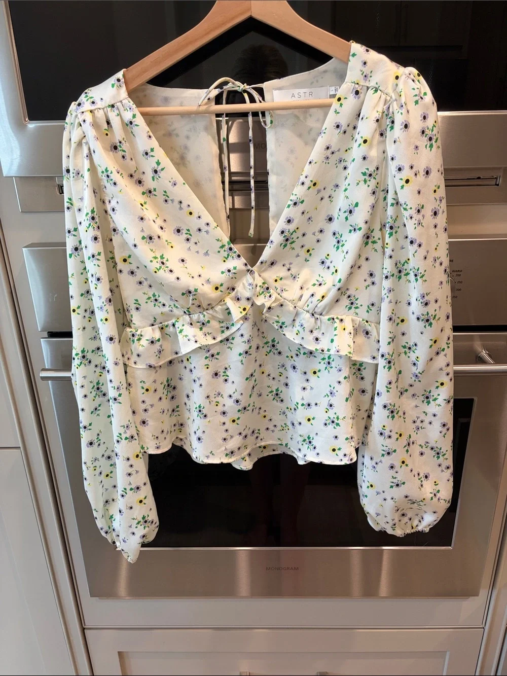 ASTR the label: Floral Long Sleeve, Open Back Top - Cream, Periwinkle Ditsy